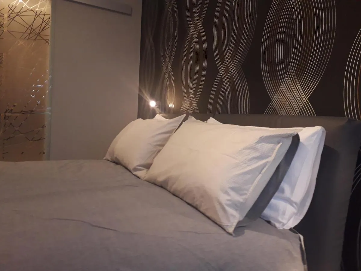 Appartamento Attico con vista Ciampino Roma - Private Suite de Luxe